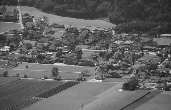 \resizebox*{1\columnwidth}{!}{\includegraphics{Bilder/Brechtenweg.eps}}