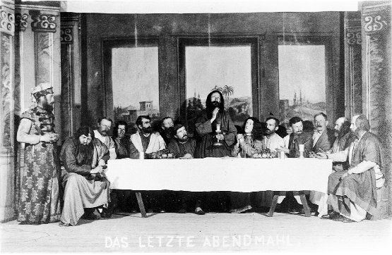 \resizebox*{1\columnwidth}{!}{\includegraphics{Bilder/Passionsspiel_2.eps}}